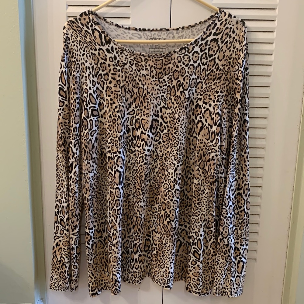 Chico’s the ultimate tee in leopard print